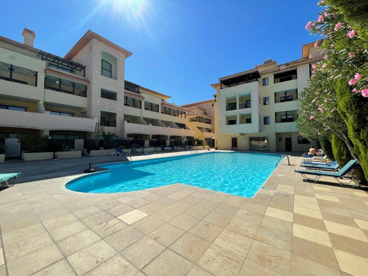 Queens Gardens Paphos Esterno foto