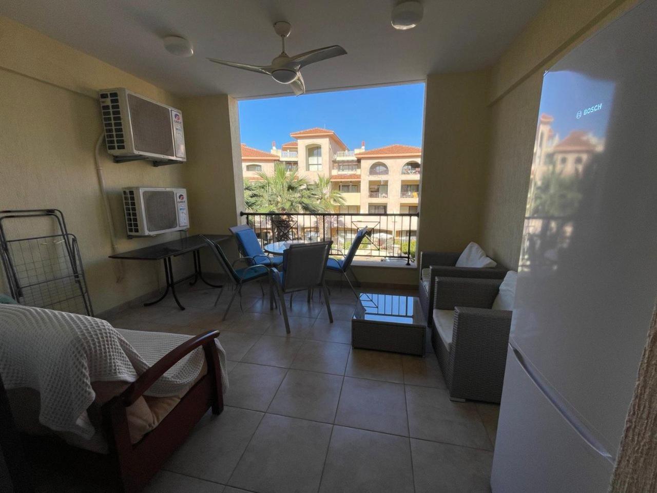 Queens Gardens Paphos Esterno foto
